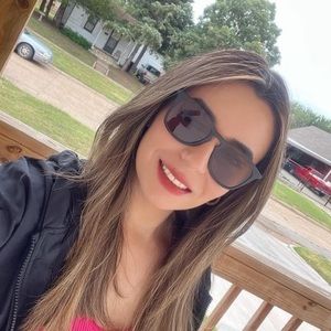 Meet your Posher, Diany